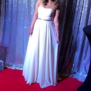 Strapless Cream Gown.